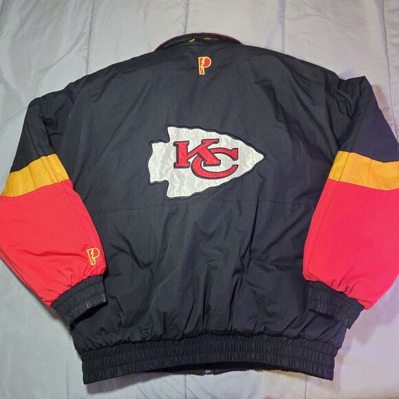 Vintage Pro Player Chiefs Reversible Puffer Jacket Red Black NFL Logo L/XL - Picture 4 of 8